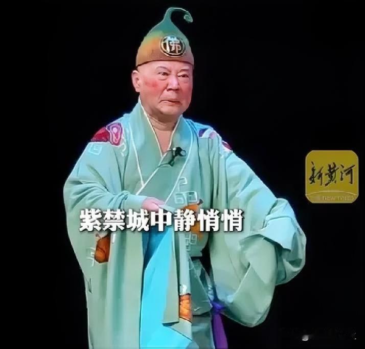 郭德纲这回真是玩大了，居然把主意打到了抗战歌曲上，这是嫌自己日子过得太安稳了吗？