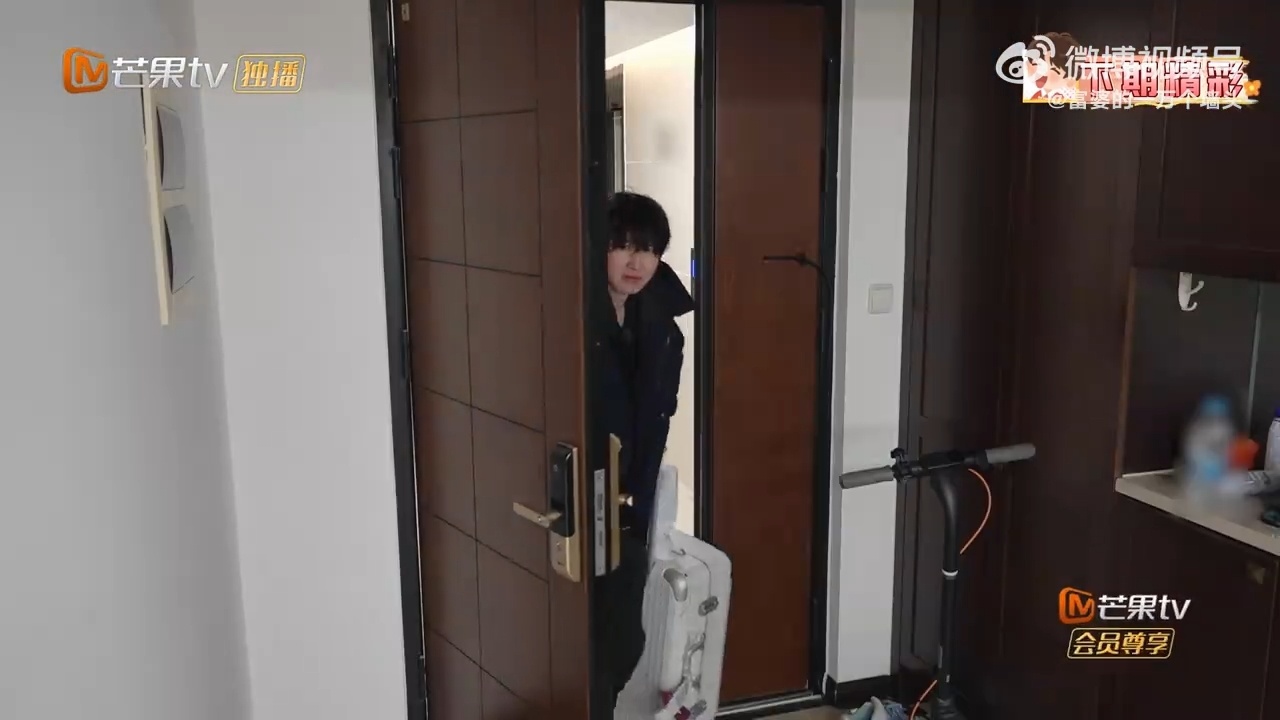 一诺首次公开AG超玩会宿舍 我家那小子 终于看到AG宿舍全貌！一诺住了两年，全队