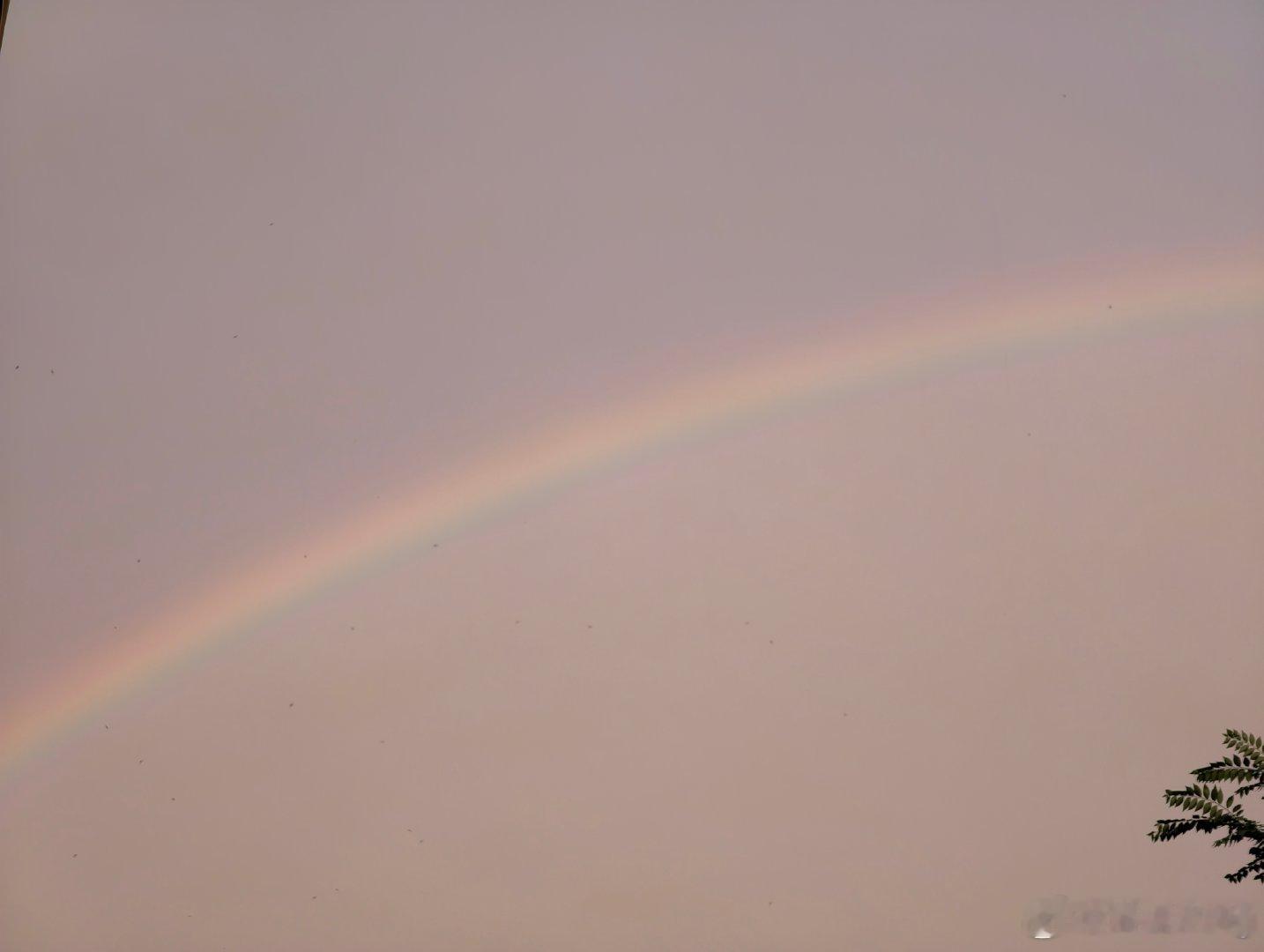 太阳雨+彩虹+晚霞 