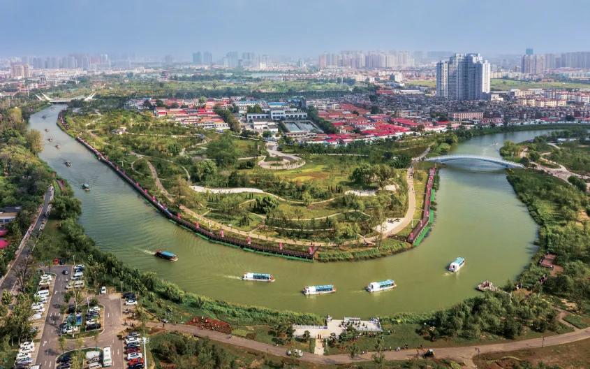 【能治愈你的，从来不是等待，而是主动选择释怀；别让过往困住脚步，好好爱自己，才能