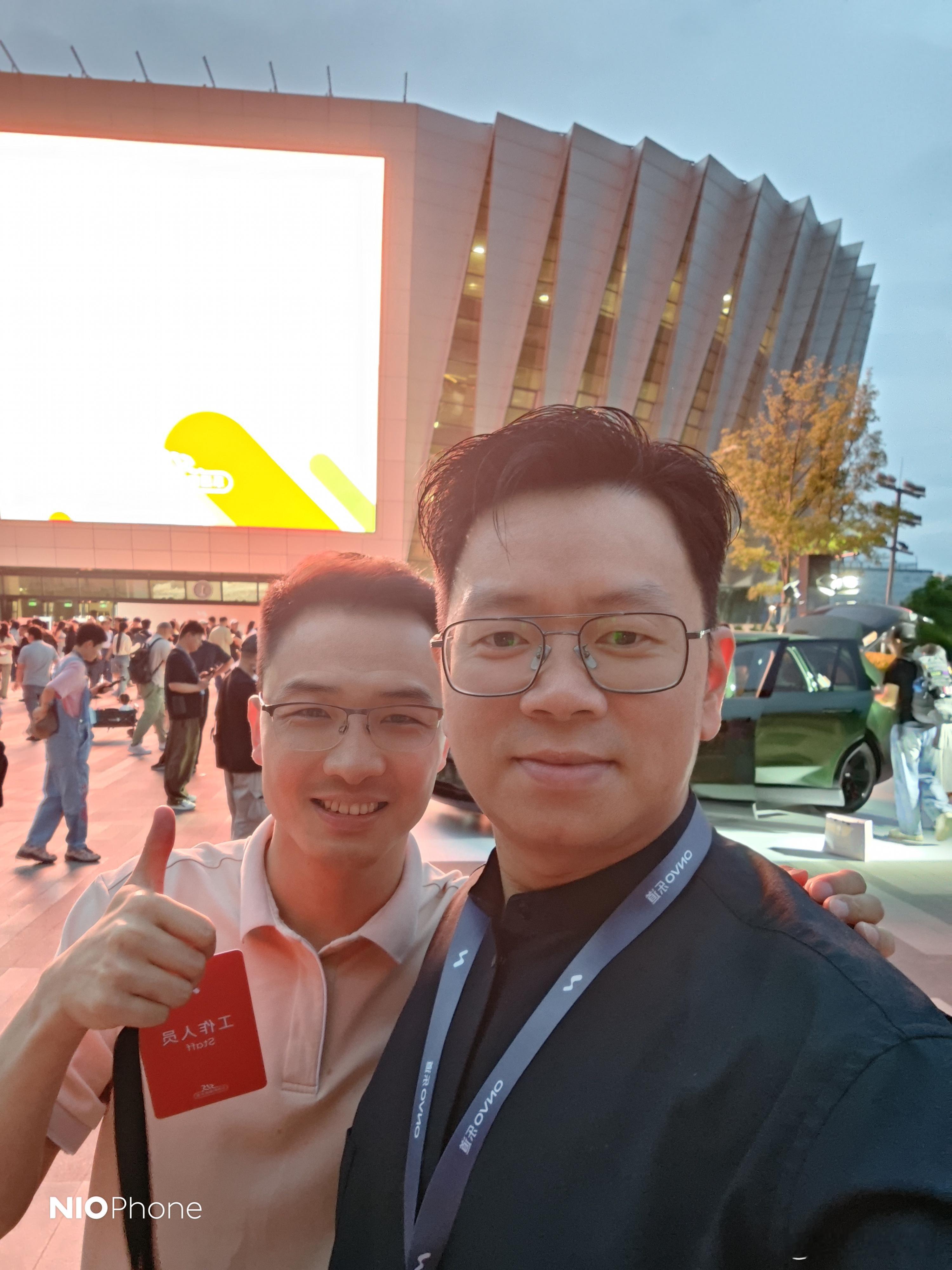 乐道L80发布会氛围太好啦国际家庭日乐道汽车两周年电动兄弟