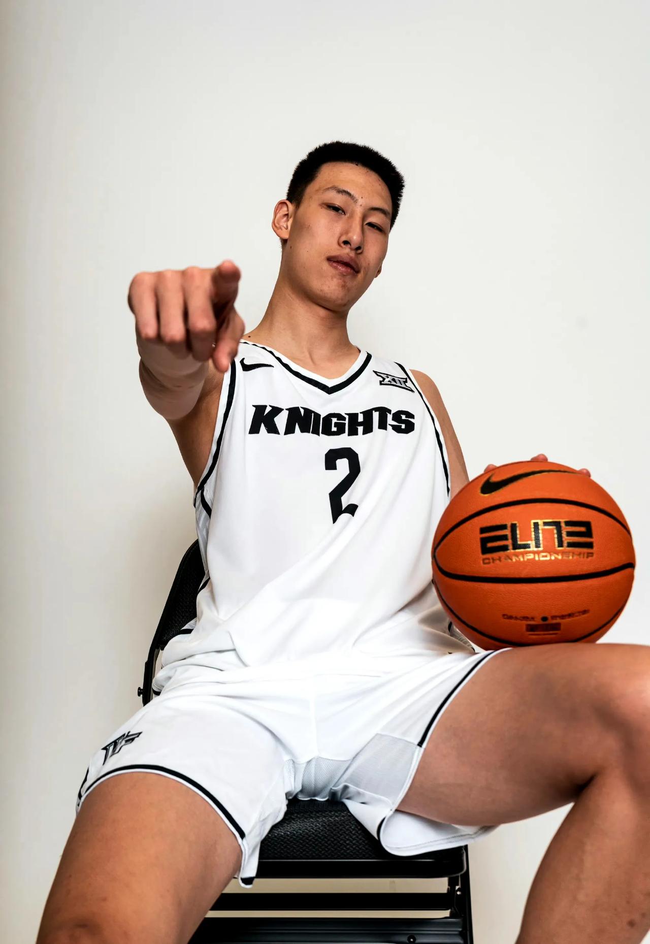 郇斯楠成了U17唯一的遮羞布！昨日U17中国90-63狂胜德国，郇斯楠得到23分