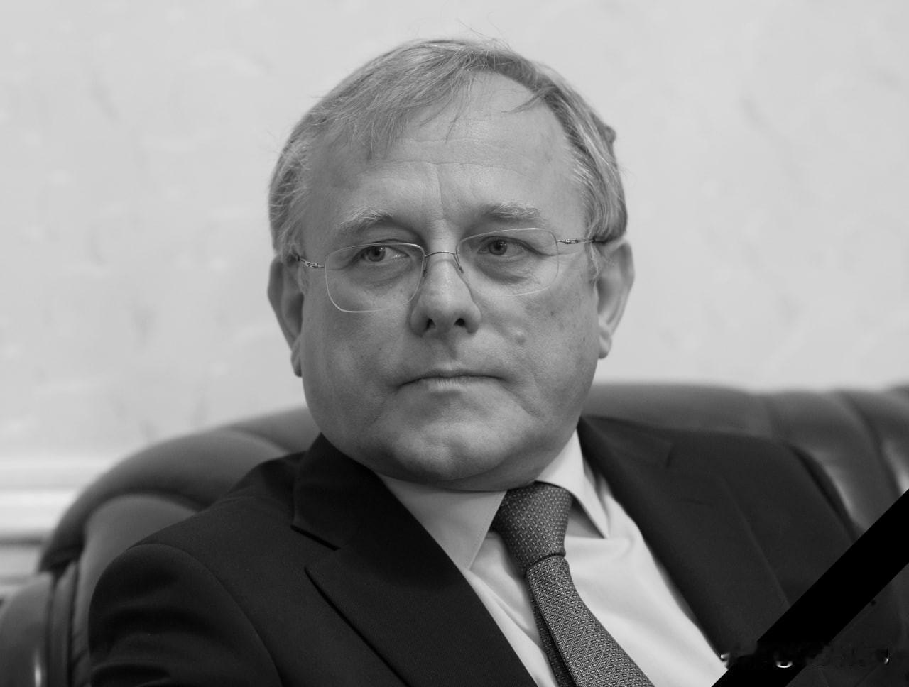 俄罗斯外交部沉痛宣告
俄罗斯联邦驻朝鲜民主主义人民共和国特命全权大使亚历山大．马