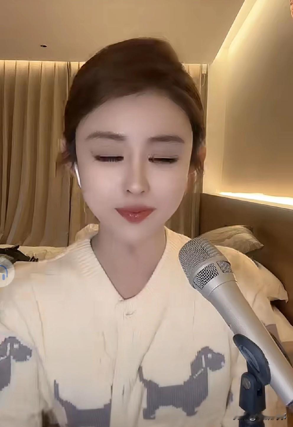 “炮家”一位八卦主播，为腿腿发声：她目前单身状态！

       当年她岁数不