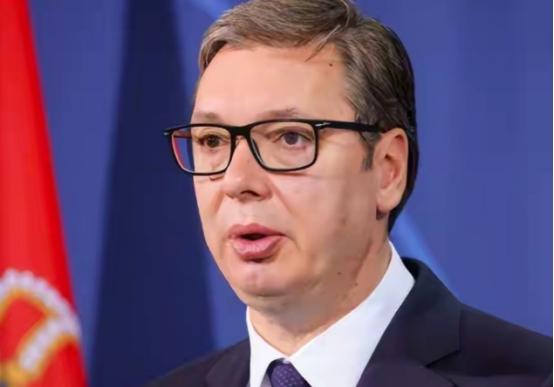 塞尔维亚总统武契奇强硬表态！
 
估计连武契奇他自己都没料到，欧盟为了让他点头入