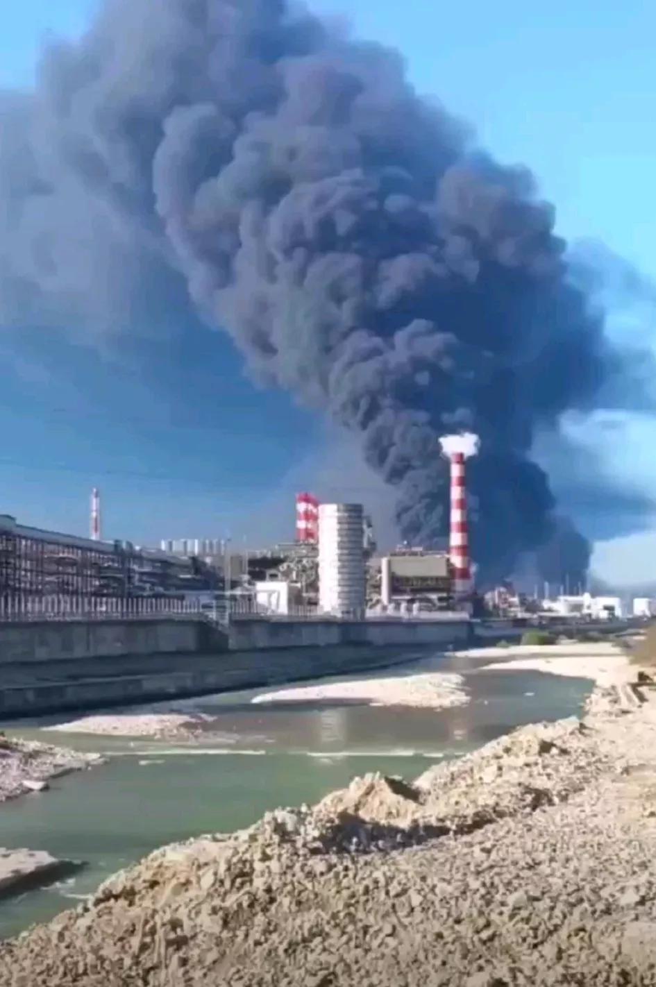 欧洲新闻网报道，当地时间12日，乌克兰国防部网站发布视频，宣称当天乌军“阿尔法”