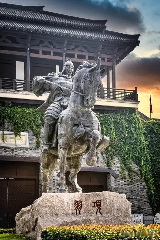 “天狂必有雨，人狂必有祸”这话太有道理了。自然界里，狂风暴雨过后常是一片狼藉，天