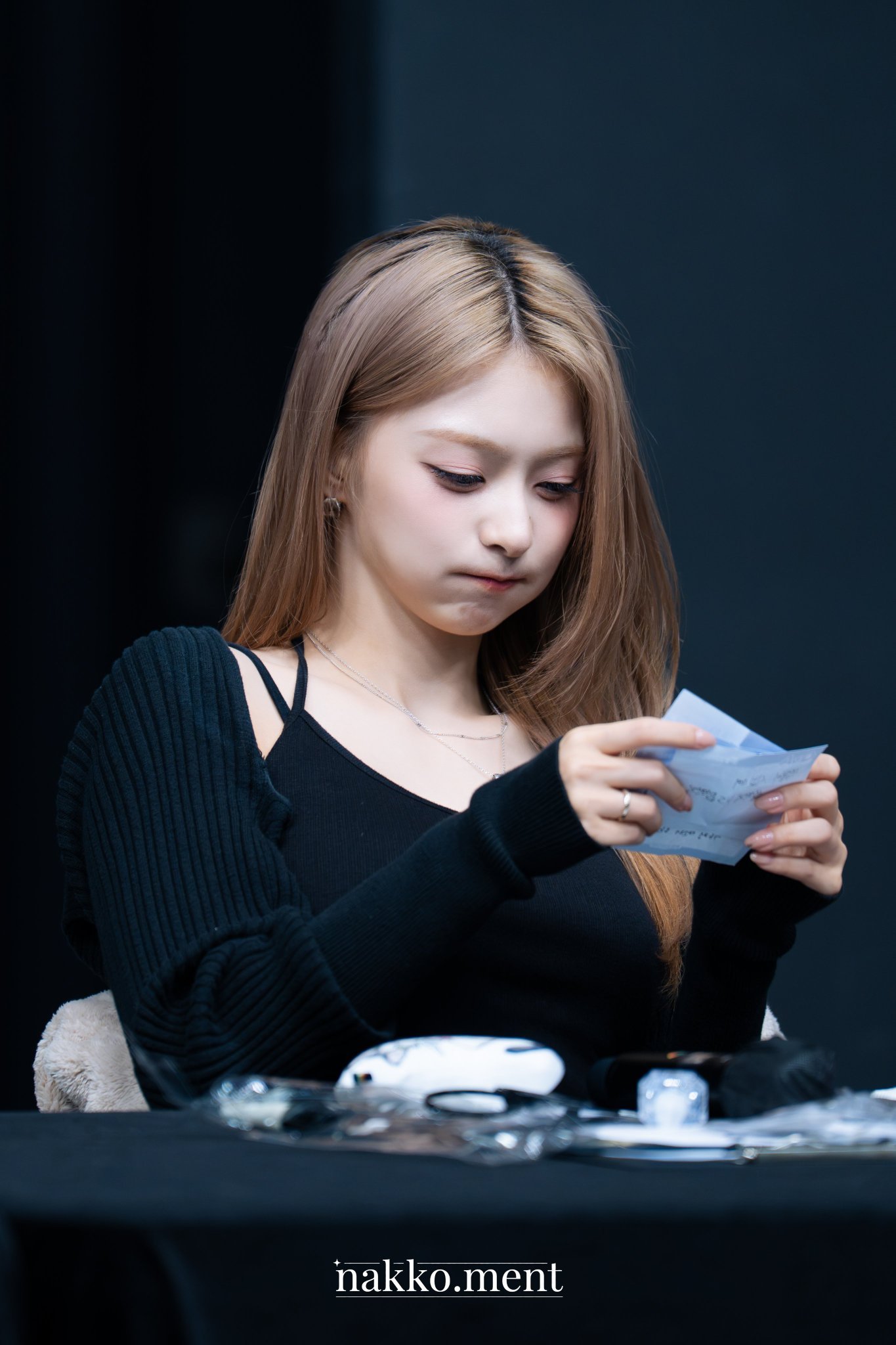 李娜炅[超话]  🐣氧气笑颜李娜炅 260828 Beatroad签售 饭拍H