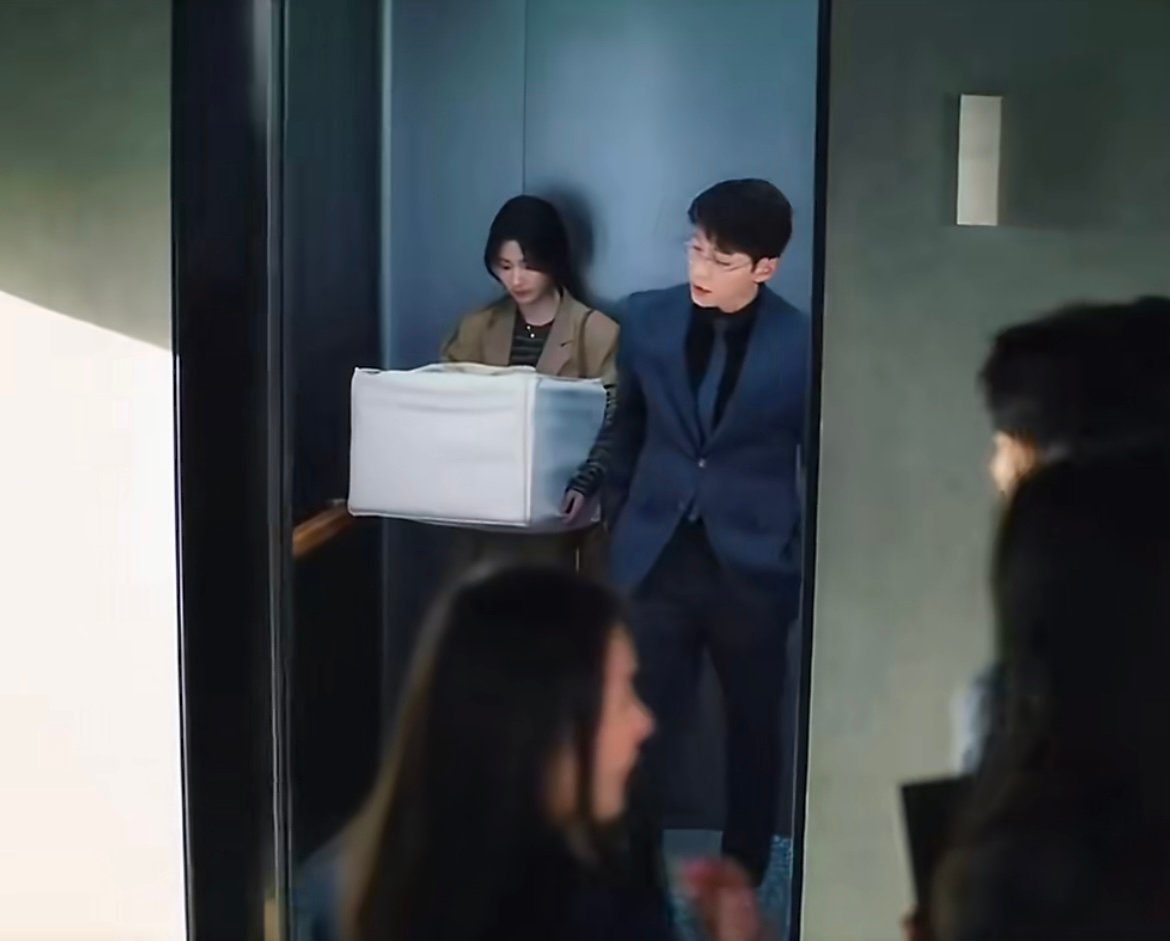 卢昱晓给轧戏名场面配BGM 卢昱晓手搓配曲太有感觉了！《轧戏》不同名场面搭不同 