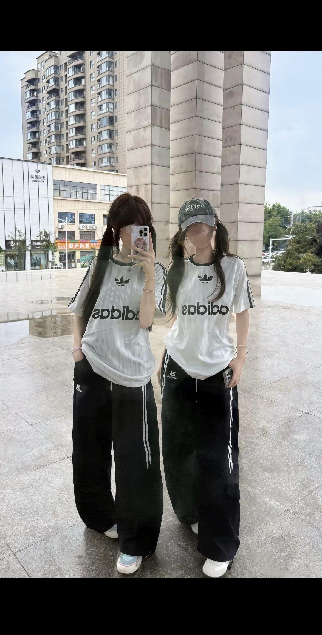 很多人误会我 说我整天不回消息 我要解释一下 我是看了消息也不回的闺蜜穿搭 休闲