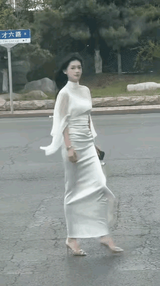 风中花蕊，深怕枯萎