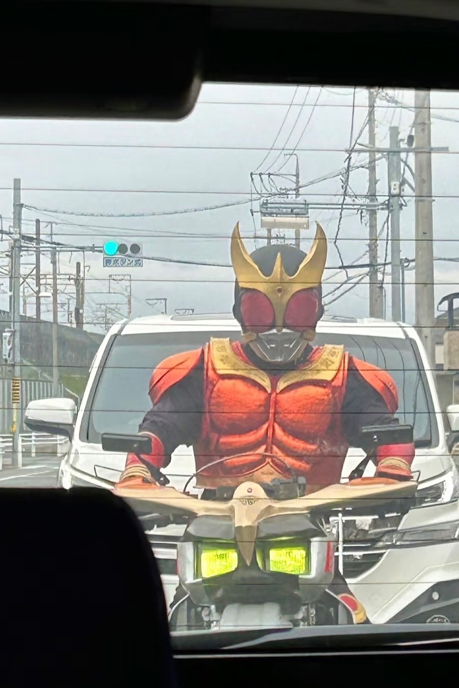 兄弟，这条路有点堵～ 