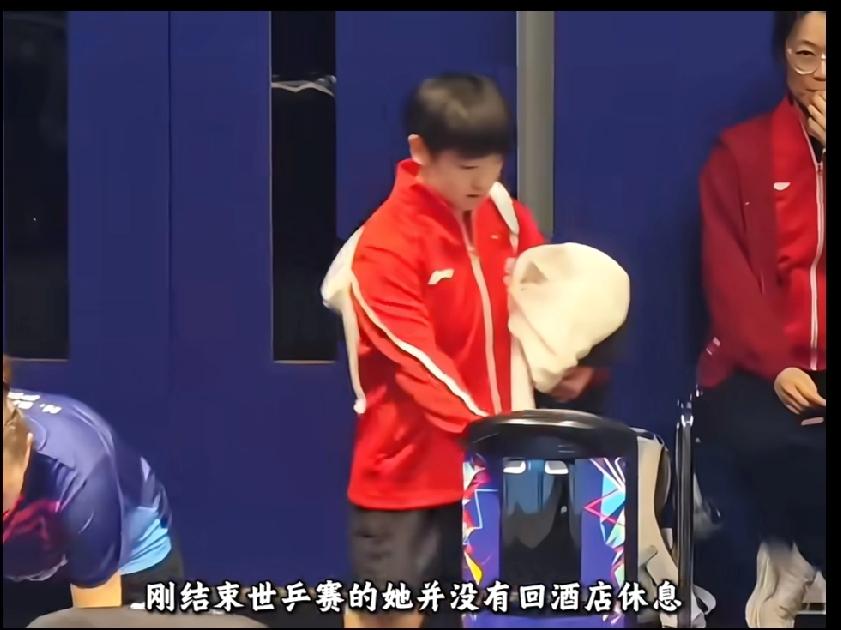 哪有什么天才少女，不过是千锤百炼
 
刚结束对波兰的世乒赛，孙颖莎独得两分，帮国
