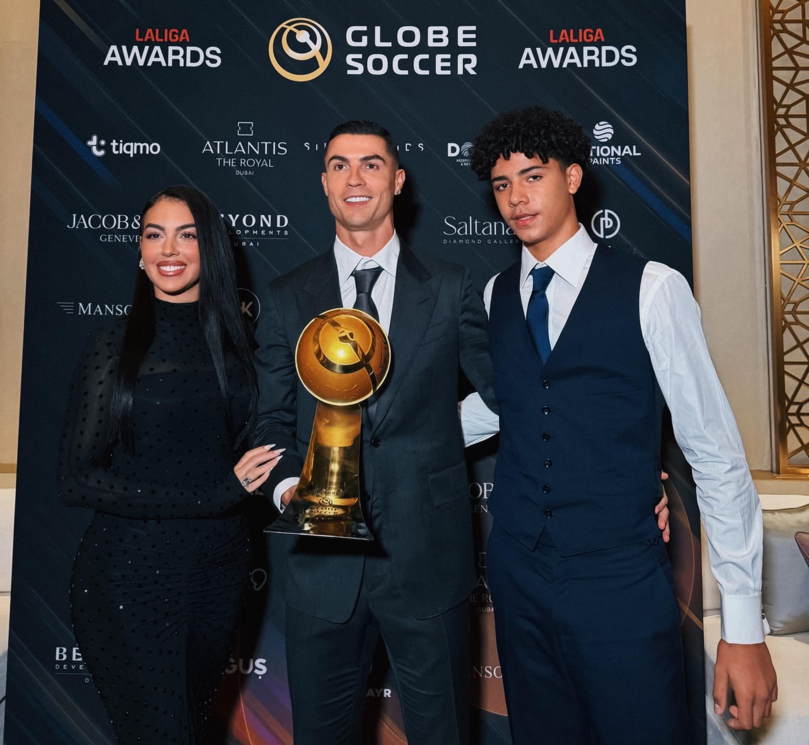 C罗C罗日常 晚安🎞️𝑮𝒐𝒐𝒅𝑵𝒊𝒈𝒉𝒕𝑪𝒓𝒊𝒔𝒕