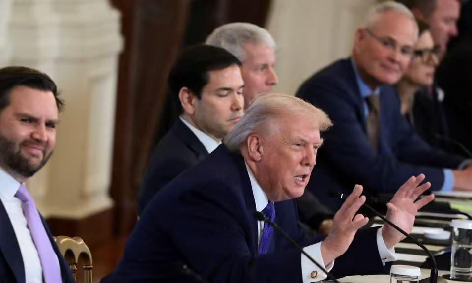 美石油巨头对委内瑞拉投资仍持观望态度

美国总统特朗普9日强势推销委内瑞拉石油市