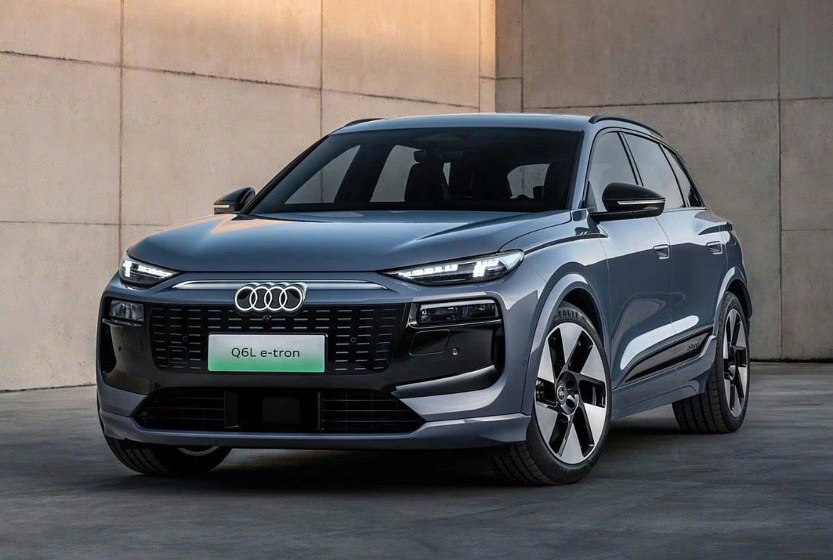 【奥迪与华为合作第一台车开售了！豪华智能电动旗舰SUV！】随着电动化时代的到来，