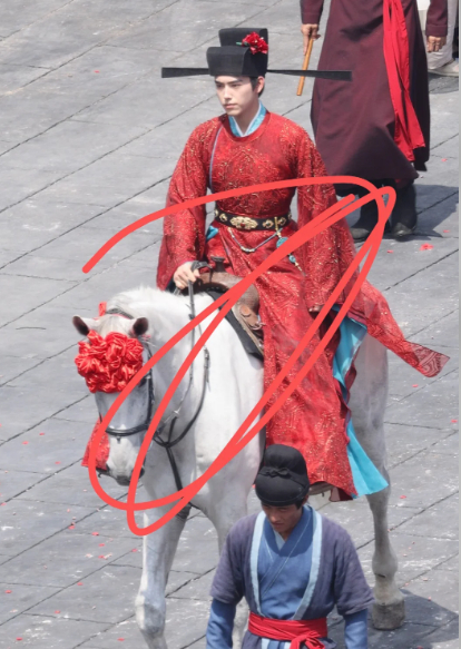 陈飞宇《慕胥辞》第二套路透感觉比第一套好看[干饭人]莫名有种上错花轿嫁对郎的fe