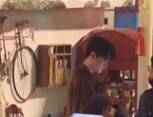 田栩宁还在拍戏田栩宁，外面已经乱成一锅粥了，你还有心情拍戏呢 ​​​
