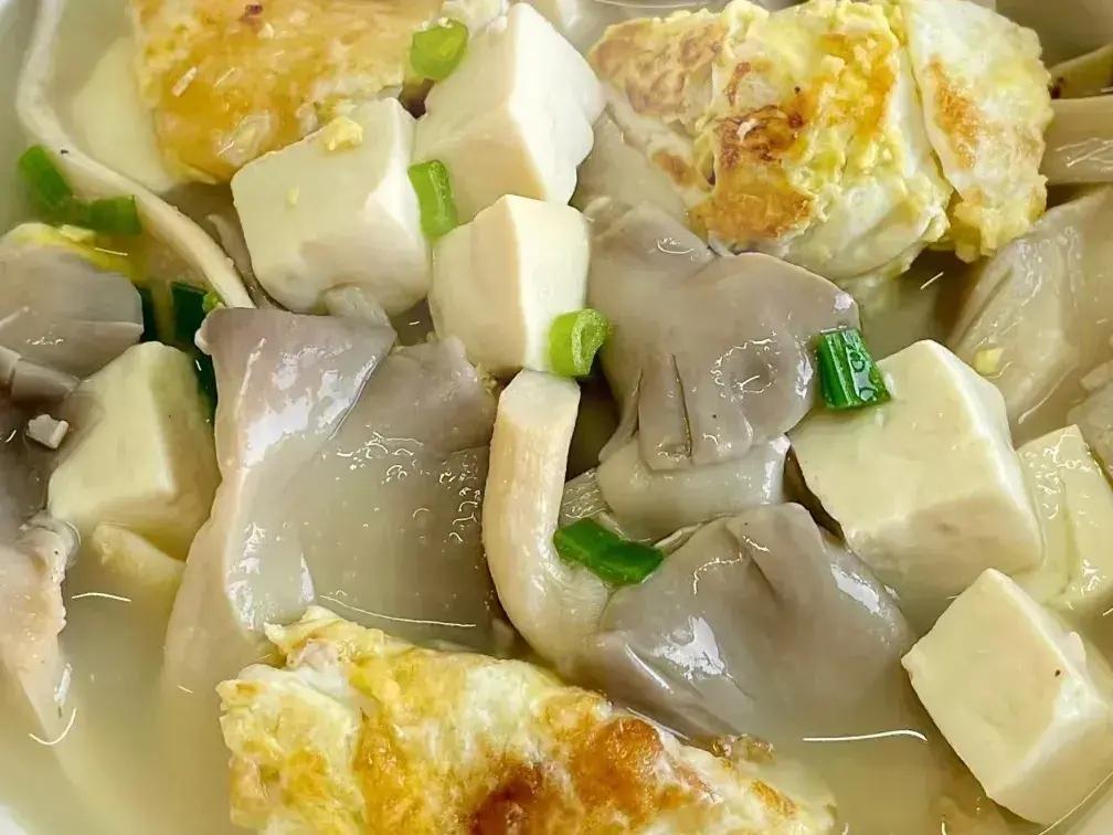 秋日补水秘籍，八道靓汤润颜，美白保湿显年轻

这八道营养靓汤不仅美味可口，而且非