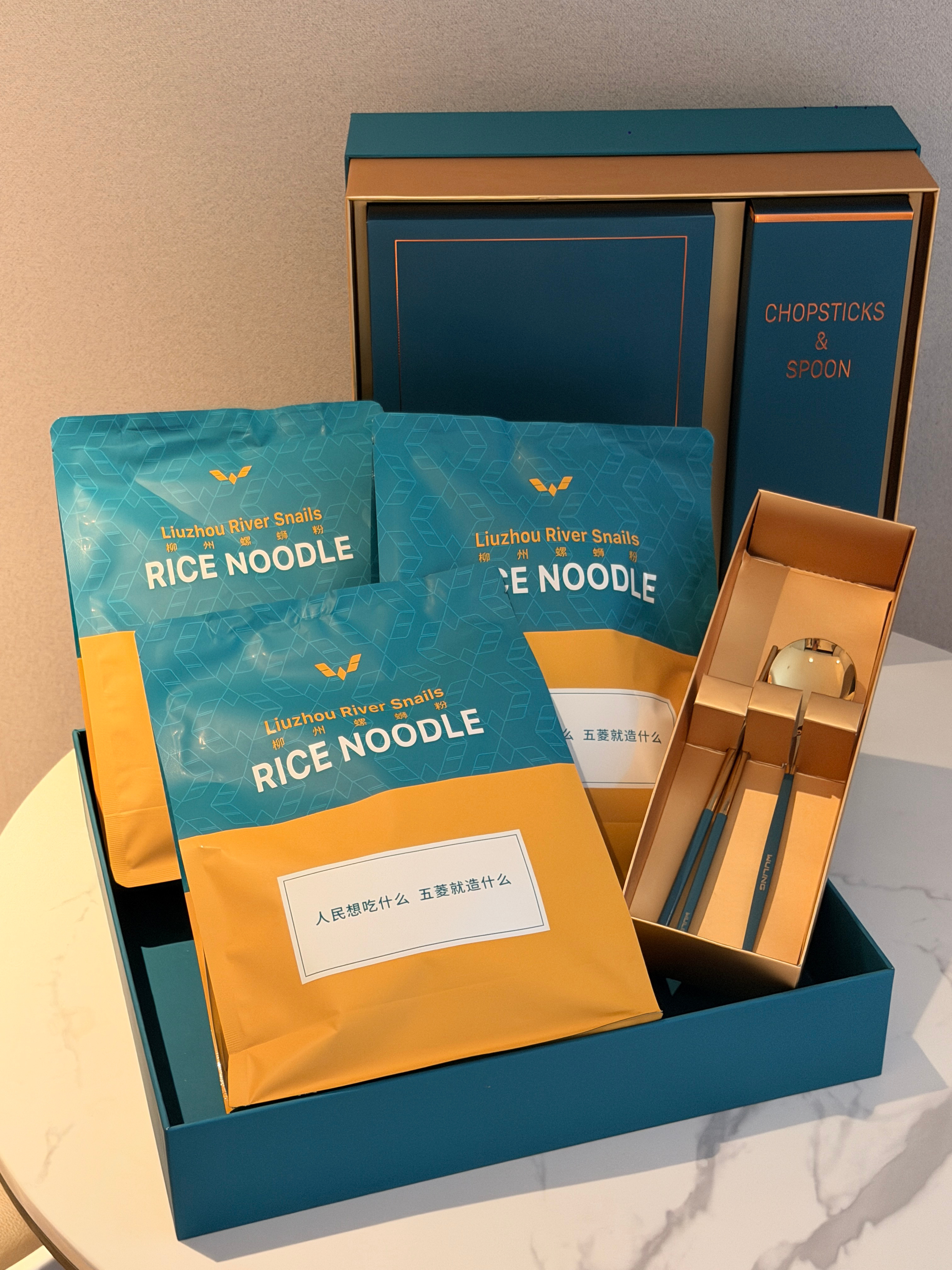 谁能拒绝五菱的可爱伴手礼！已经开始期待晚上的盛典啦！五菱代步车300万用户盛典宏
