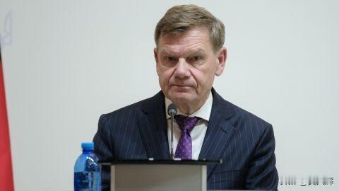 【德国外长：我们远比普京预想的更强大、更坚韧】
 
1月26日，德国外交部长瓦德