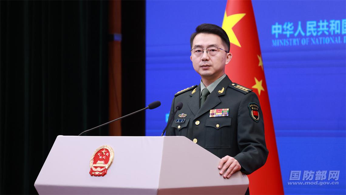 不否认！解放军在试验场，打造了所谓“台湾主要政府建筑等比例模型”

据观察者网消