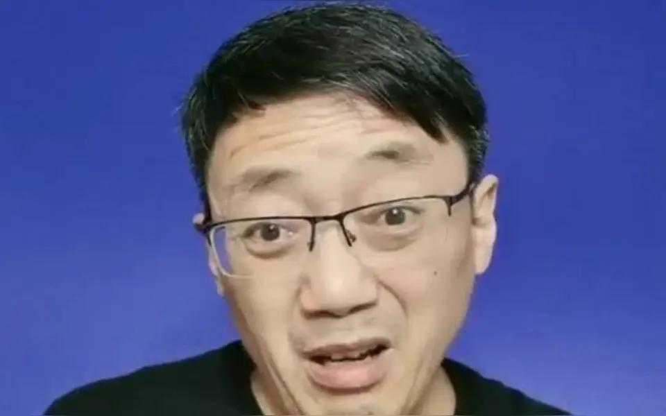 汤家凤急了？
——这个数学老师最近有点烦!

汤家凤再发声明：我一辈子是老百姓，