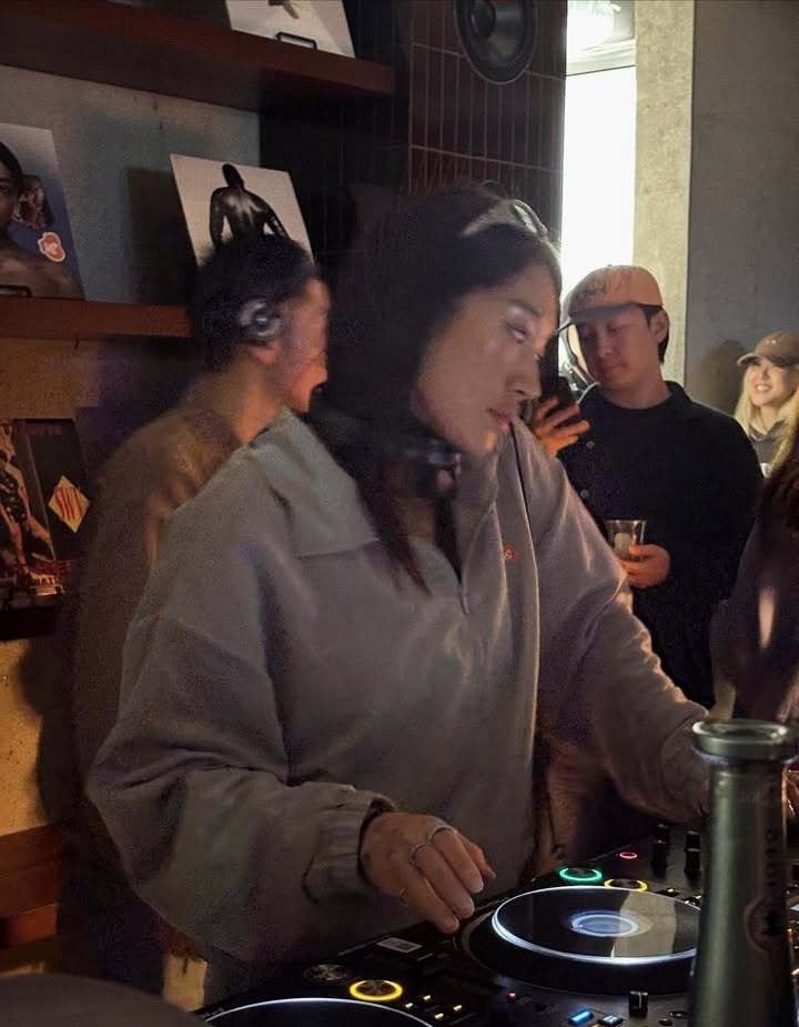 这chou人到底怎么入我们团的？？ ​​​