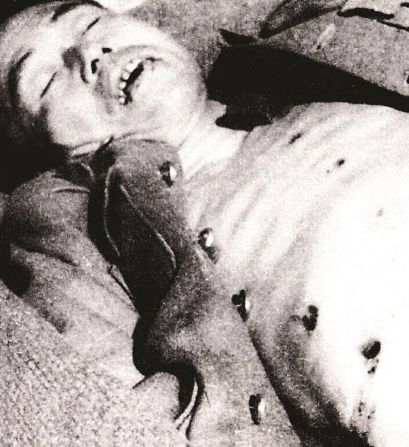 淮海战役打到最后关头，“徐州剿总”几大兵团行将覆灭的时候，第二兵团司令邱清泉曾不