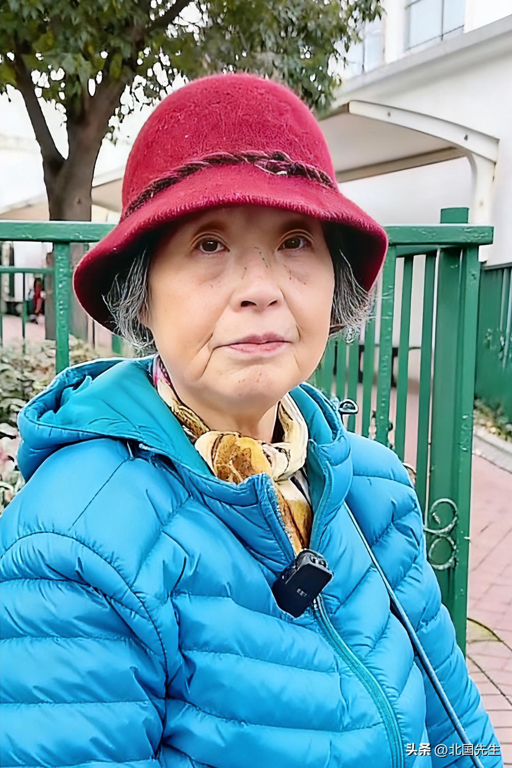 陆阿姨在上海，独自照顾瘫痪母亲11年，端屎端尿，最后为争遗产，6兄妹反目成仇，老