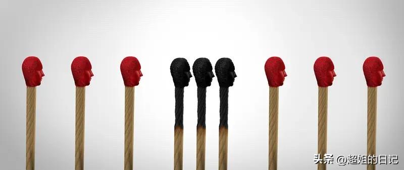 最近跟老杨生气，我是真不想跟他过了，因为他的性格我接受不了。

他发火特别吓人，