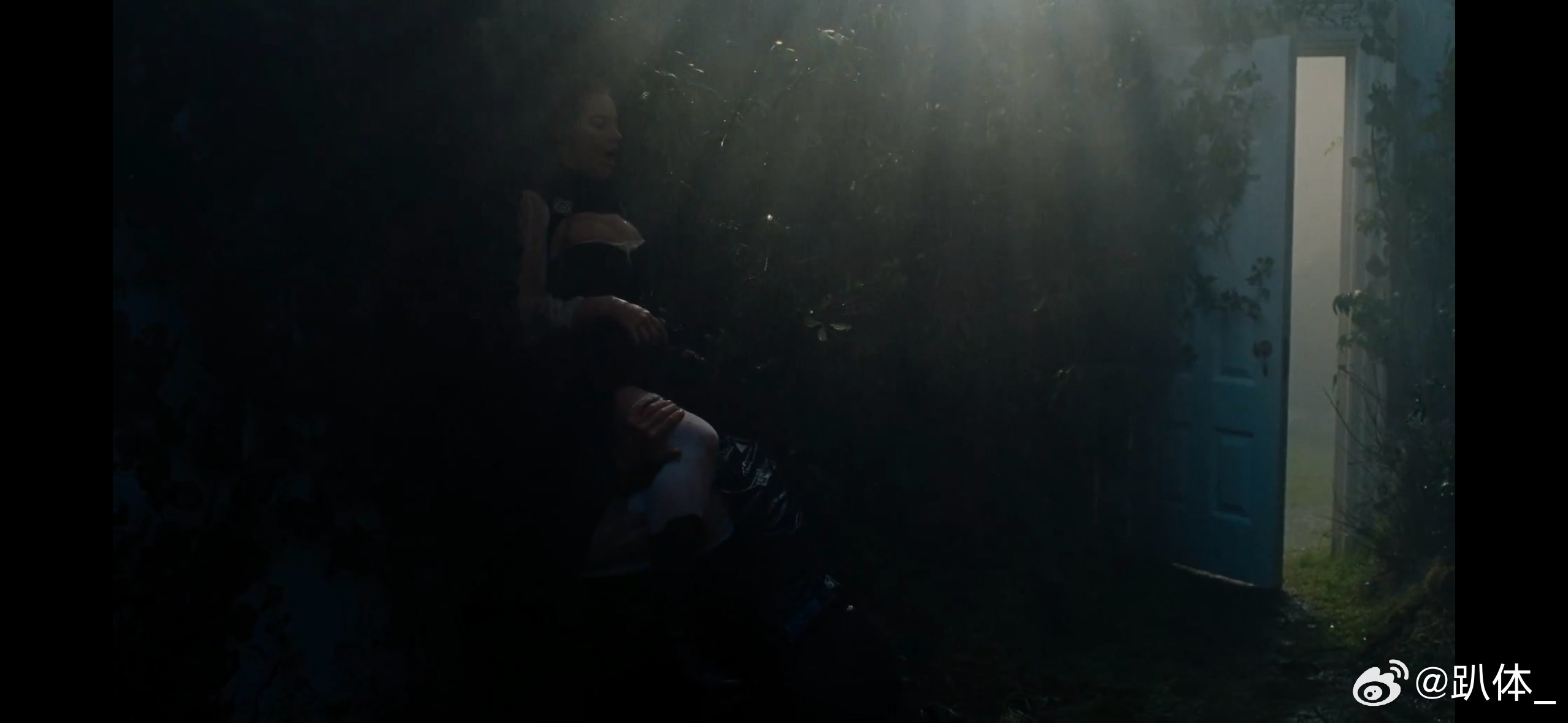 看完2026版《呼啸山庄》才意识到Robbi从13年的《华尔街之狼》、16年的《