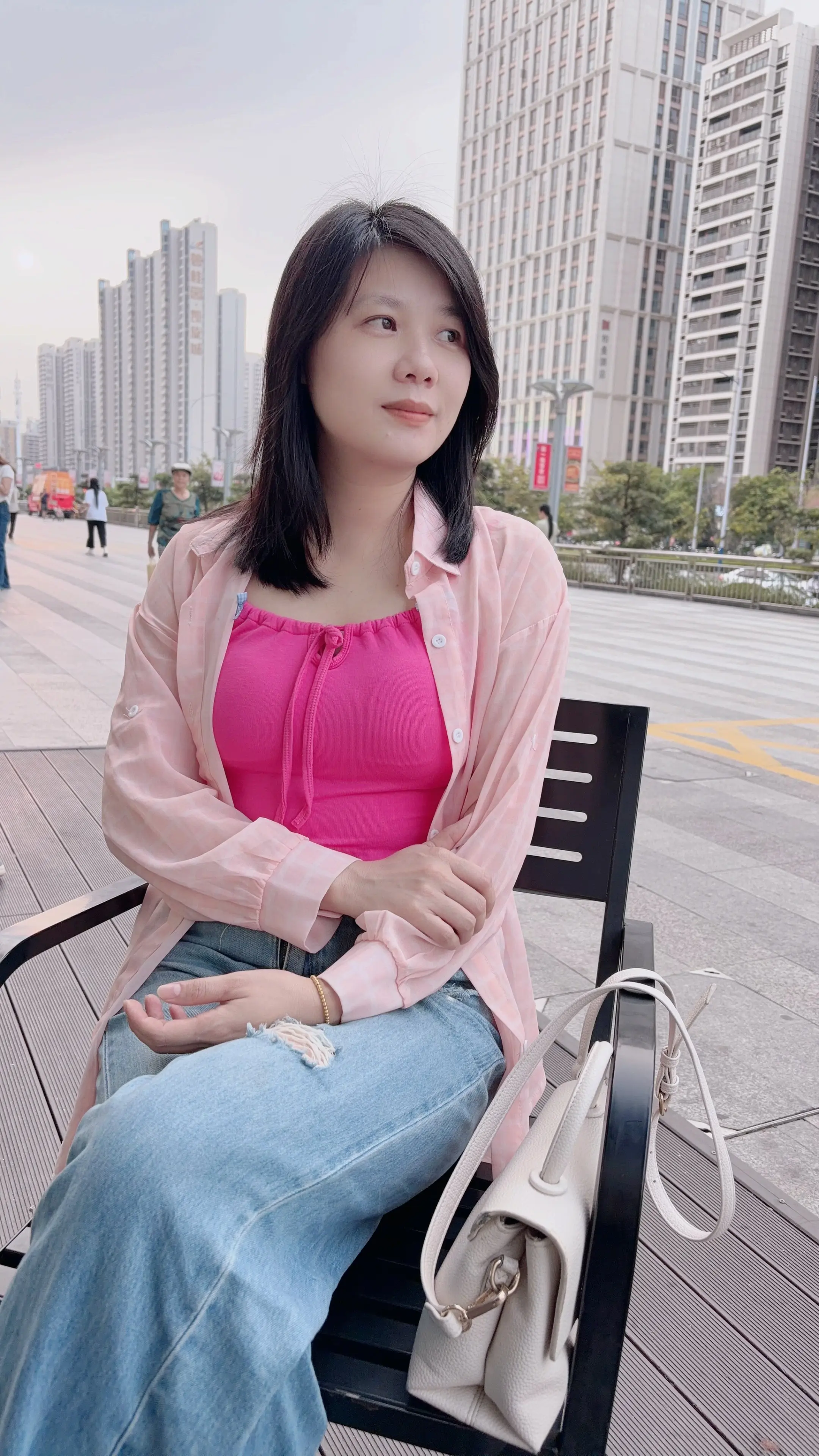 可以叫我一声靓女吗？😂😂😂