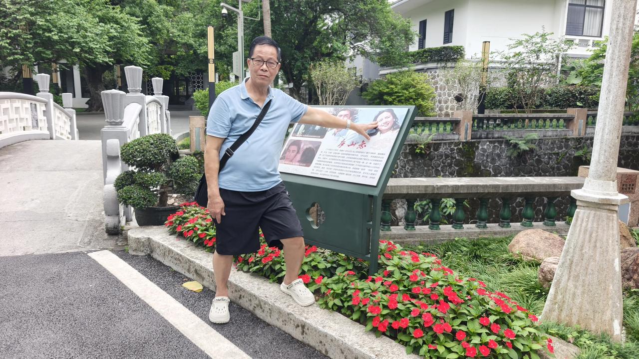 发一张照片看看你在哪里我现在发了3张照片，你能猜到我在哪里吗？