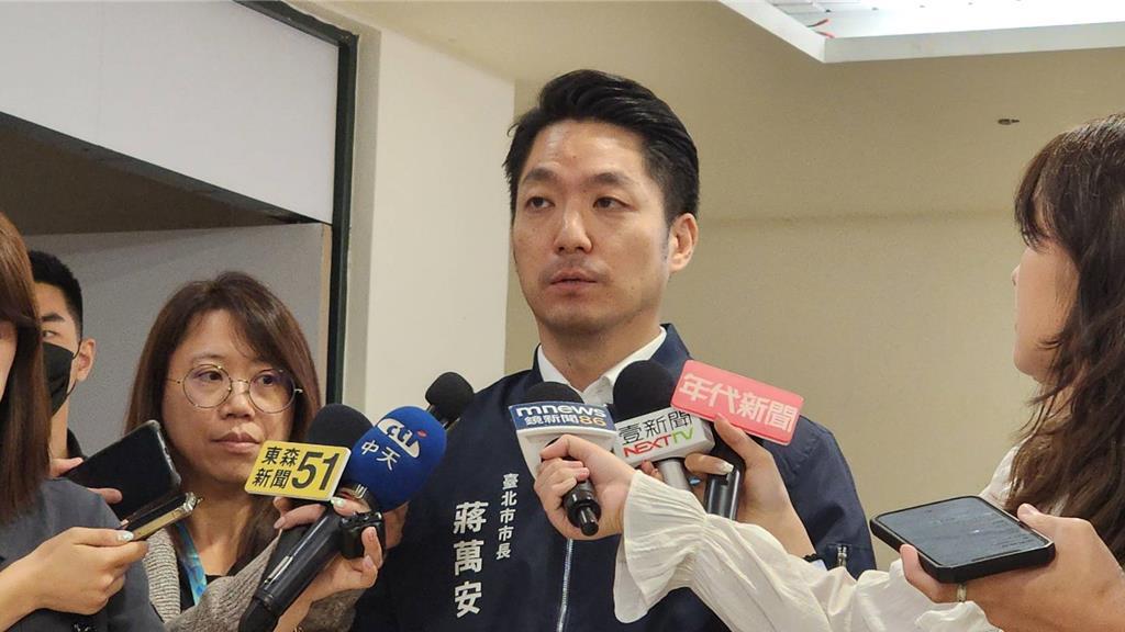 针对台东县长饶庆铃前以预录像片参与海峡论坛，遭台陆委会要求台内务部门彻查有无违反