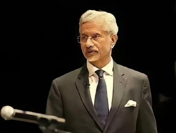 印度外长苏杰生给台湾问题放了狠话。

这话说得挺直白。他说，中国要是想在台湾问题