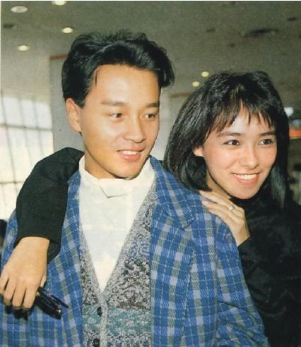 朱宝意与张国荣的几张合影[心][心] ​​​