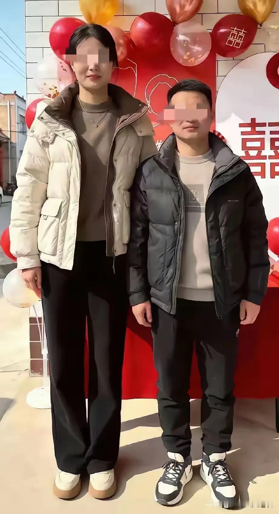 表妹的亲事定了，但是姑妈很不高兴。表妹今年25岁，大学毕业，已经找到了稳定的工作