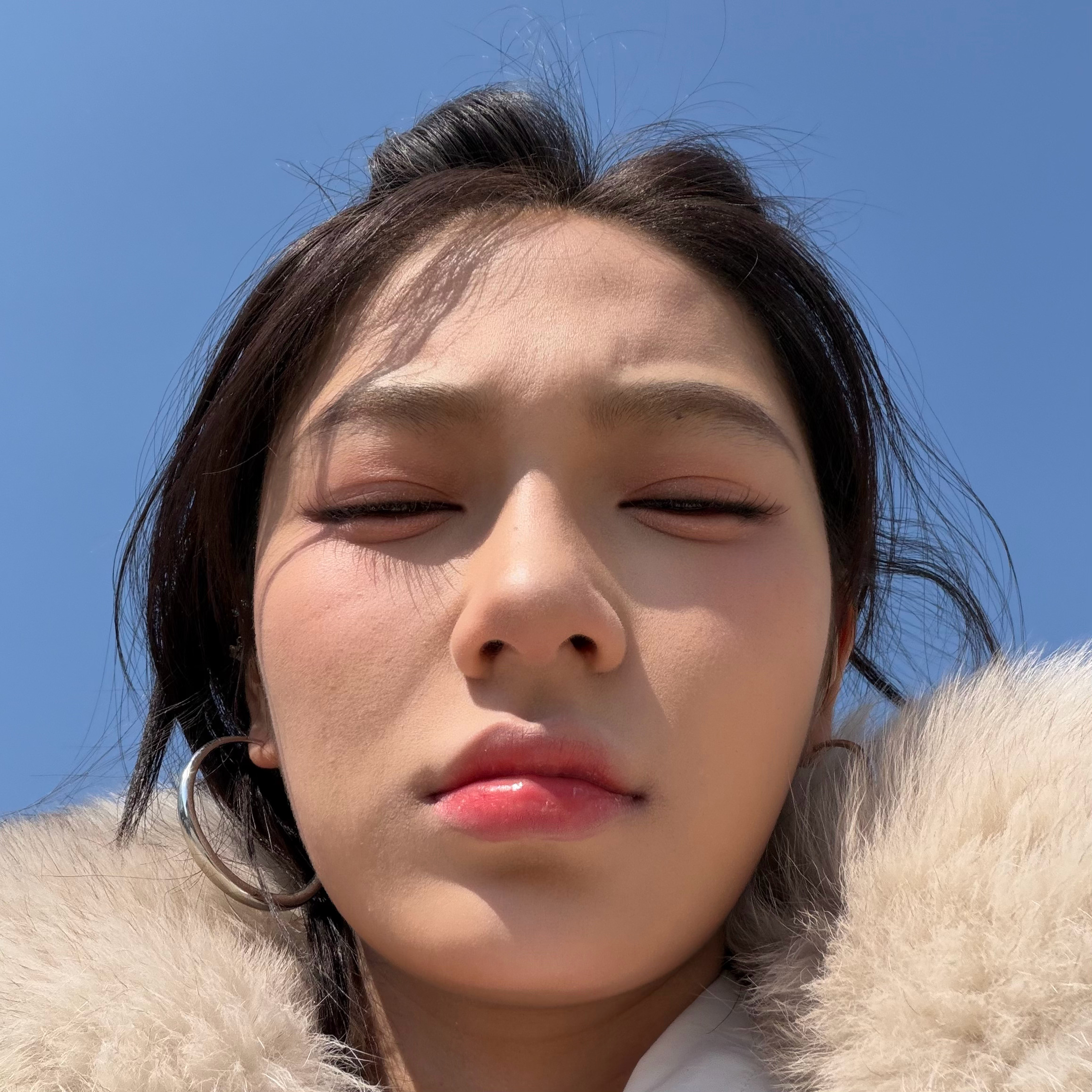 又一大早出差 没招了家人们  困完了  只要不是下午出差 我就睡不着 一宿没睡 