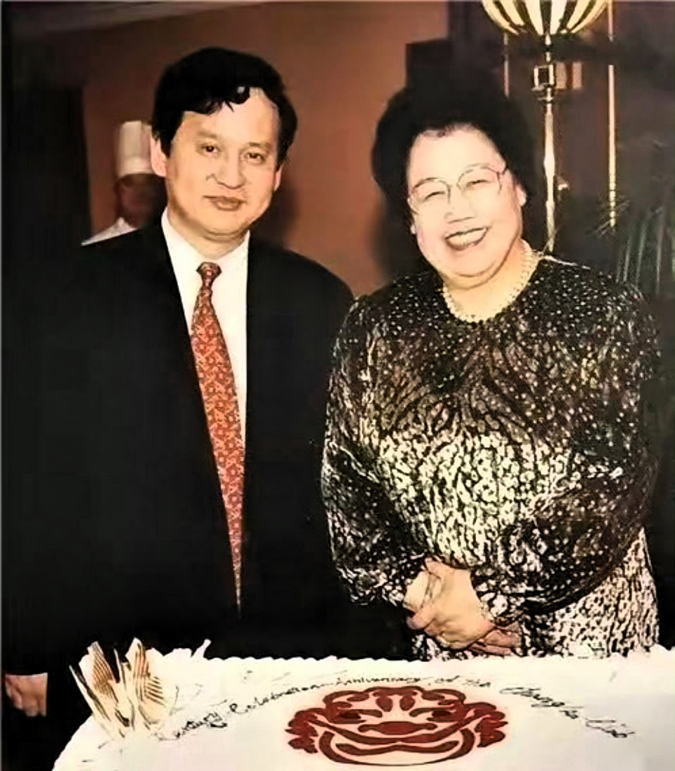 陈丽华这一走，网友都在分析“唐僧”迟重瑞能分多少遗产。我觉得吧，就凭人家迟重瑞陪