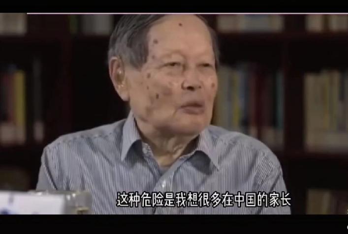 20年前杨振宁教授就委婉的提出了去老美留学的风险，但是当时根本就没有人听进去，后