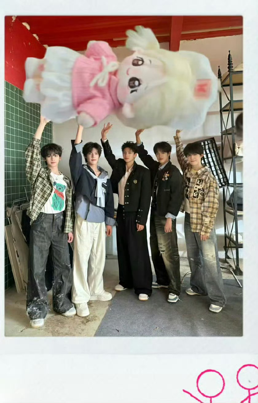 登陆少年TOP520趣味请假条浪漫送达📩朱志鑫、张泽禹、张极、左航、苏新皓全员