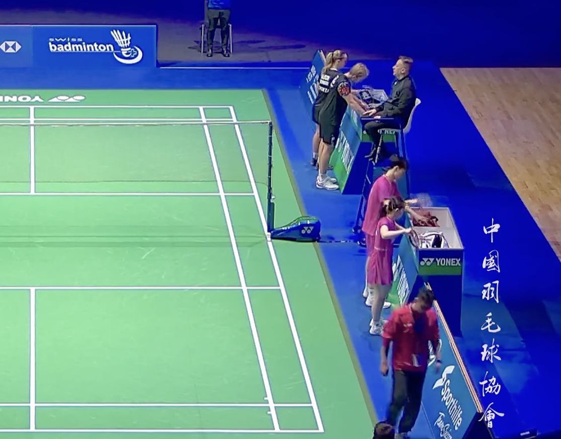 高家炫/吴梦莹🇨🇳 10-21、21-19、21-9 🇩🇰麦斯/布施半决