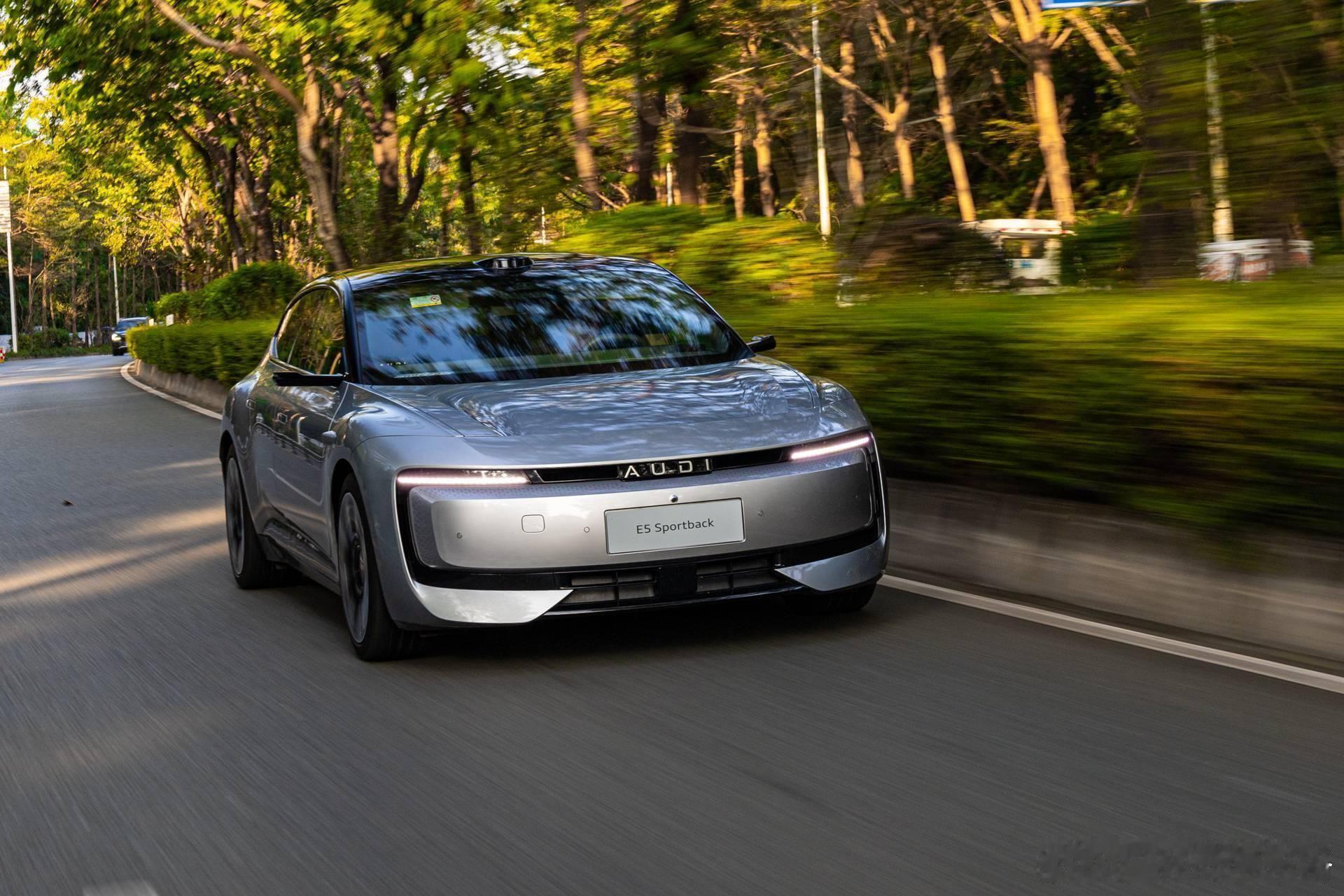 奥迪E5开年抢先优惠20.59万奥迪E5这车开路上的辨识度确实高，回家路上看到过