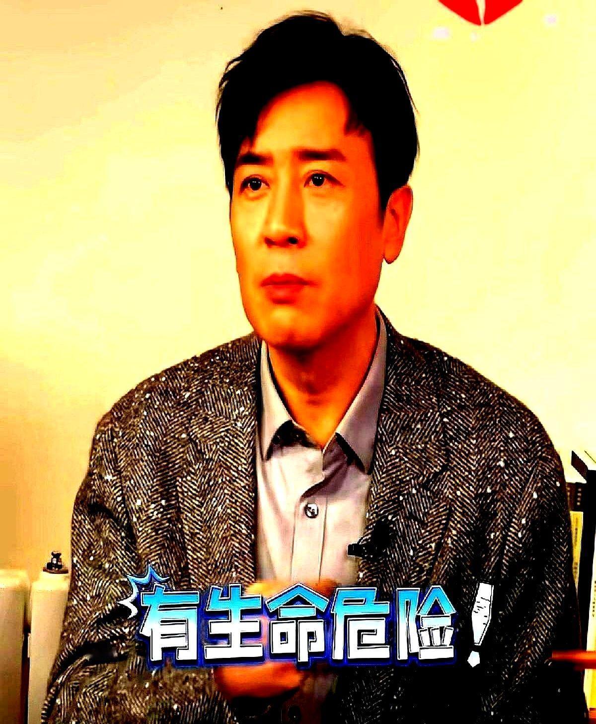 余皑磊拍戏膝盖肿成馒头，于和伟怒批安全漏洞——这波舆论直接把影视圈的安全红线扯到