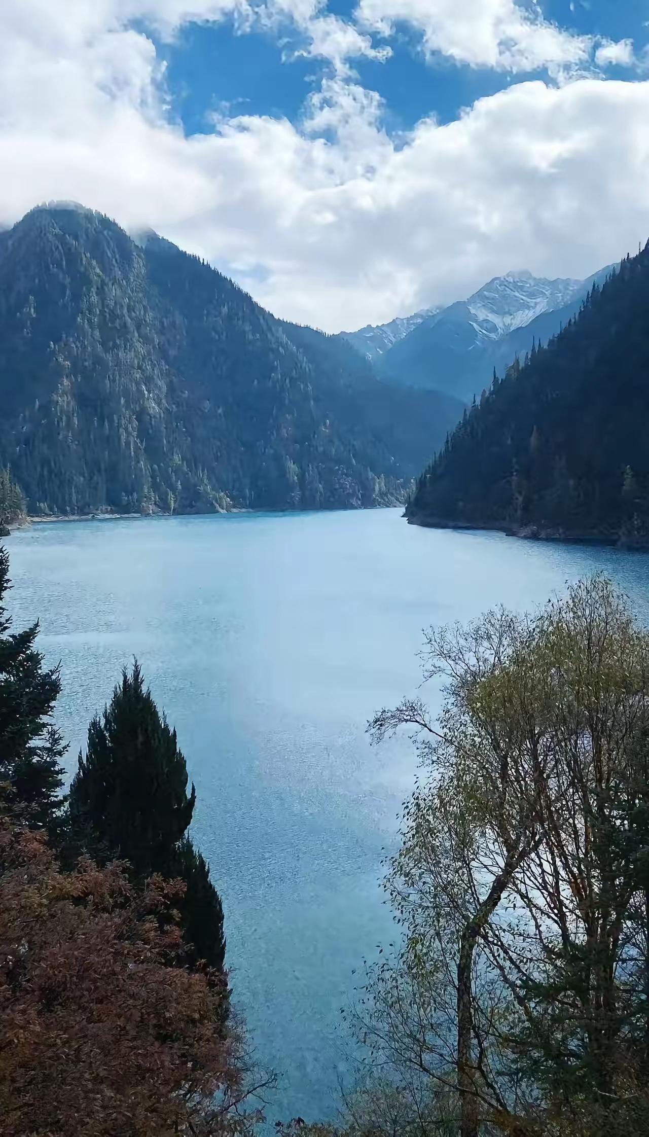 一位高人说得太透彻：男人这辈子，抓牢两样东西就赢了——好身体、强能力。
 
身体