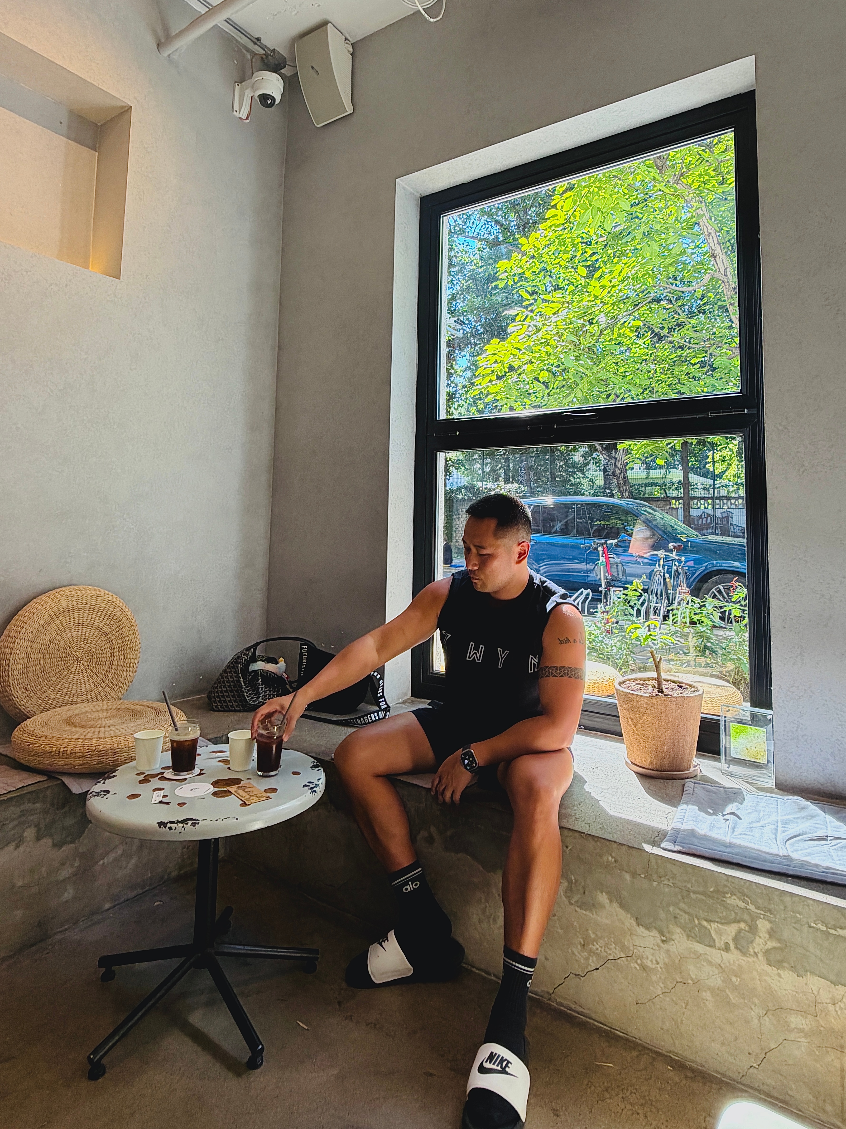 黑色可以吗？☕️ ​​​
