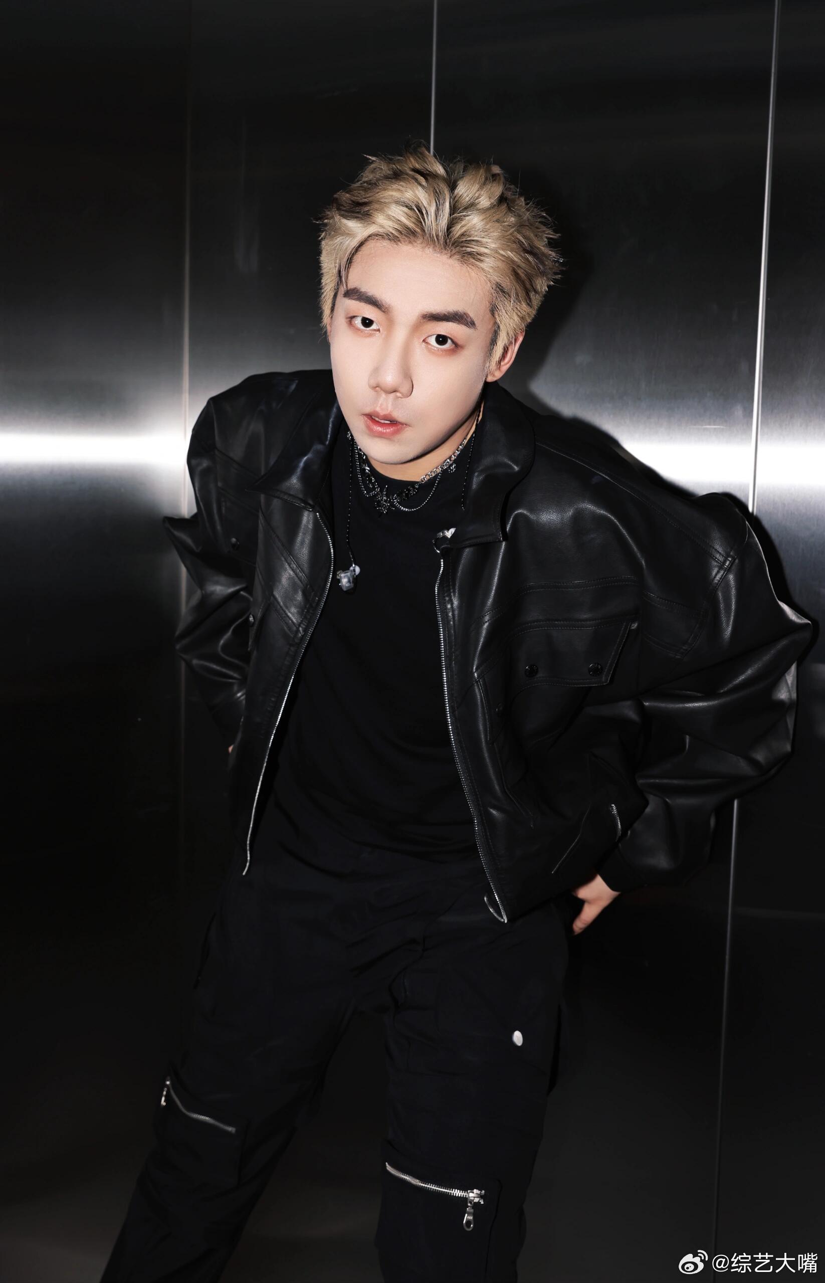 成都音乐节聚奇五大说唱厂牌中文说唱巅峰对决落地成都！CDC成都集团、D.M.G、