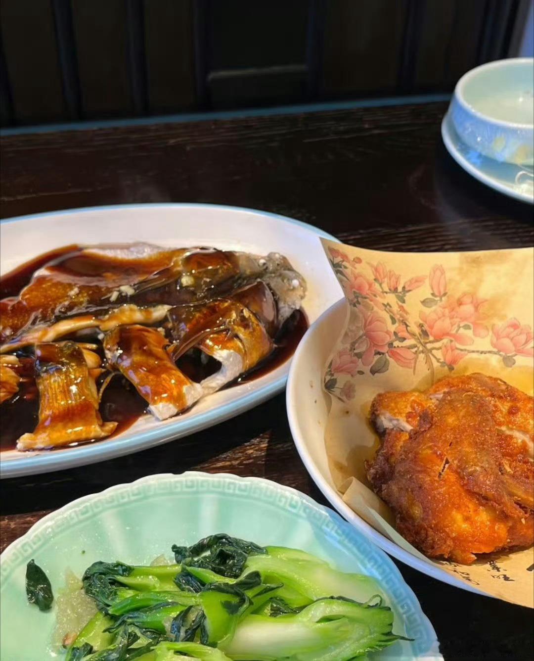 终于有人为西湖醋鱼正名了一道菜被笑话了这么久，终于有人较真了。糖醋、火候、选鱼，