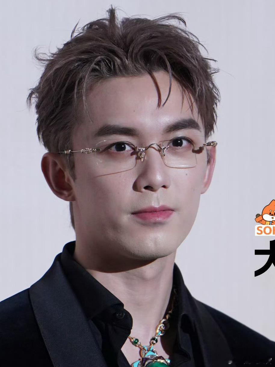 🥚李诞基因注入内娱 ​​​